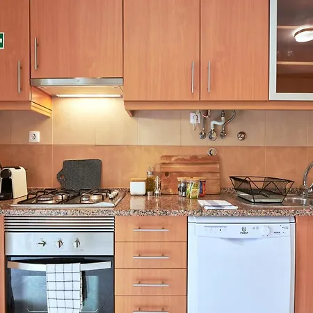 Spacious And Renovated With Amazing Patio, By Timecooler Lejlighed Lisboa