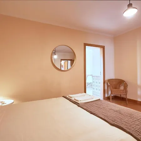 Spacious And Renovated With Amazing Patio, By Timecooler *