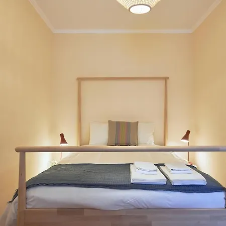 Spacious And Renovated With Amazing Patio, By Timecooler *