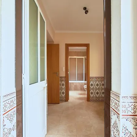 Διαμέρισμα Spacious And Renovated With Amazing Patio, By Timecooler