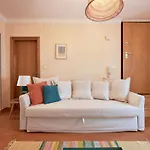 Apartman Spacious And Renovated With Amazing Patio, By Timecooler