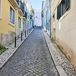 Apartman Spacious And Renovated With Amazing Patio, By Timecooler